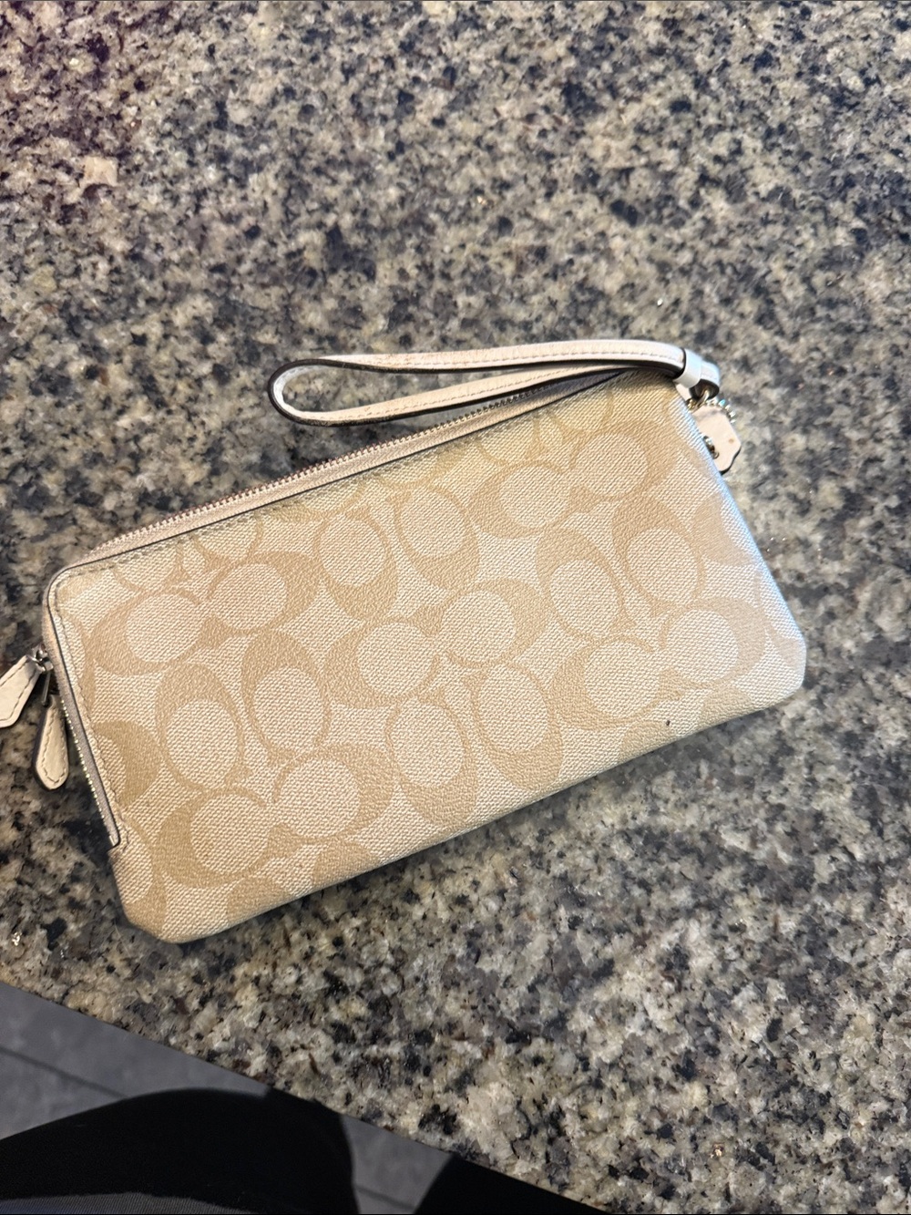 4 clutch bundle - Picture 6 of 15